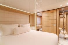 Продажа яхты SOL SHINE - Ferretti Yachts