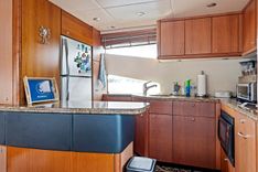 Стоимость яхты PERSISTENCE