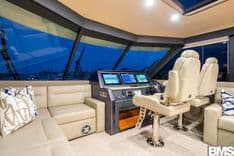 Maritimo M70 Cruising Motoryacht - Maritimo