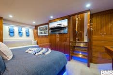 Buy a yacht Maritimo M70 Cruising Motoryacht 70