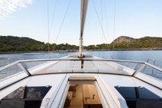 Buy a HANSE 588 - Hanse Yachts at Shestakov Yacht Sales