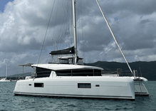 best yacht sales deals EVOLUTION - Lagoon