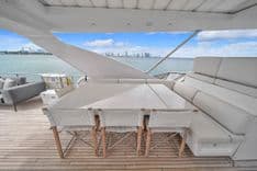 Лучшая цена на 95 Raised Pilothouse - Azimut Yachts