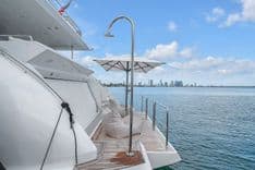 Продажа яхты 95 Raised Pilothouse 95