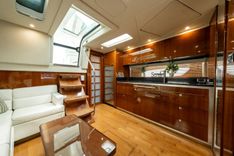 Стоимость яхты 43 Sundancer