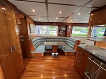 Buy a yacht Pomboo 70