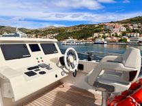 the best price on TAMARA II 68