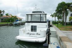 2001 Carver 444 Cockpit Motoryacht 46 price