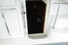 2001 Carver 444 Cockpit Motoryacht - Carver Yachts yacht sale