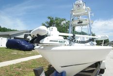 Лучшая цена на 2010 Cape Horn Center Console