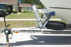 2010 Cape Horn Center Console 23