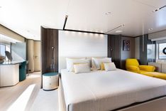 Купить яхту HAIAMI - Custom Line в Shestakov Yacht Sales