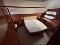 best yacht sales deals BENETEAU TSWIFT  TRAWLER 52