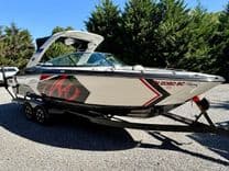 the best price on 2019 Monterey 278 SS KNX 26