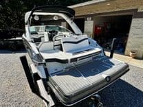 Buy a 2019 Monterey 278 SS KNX 26 at Shestakov Yacht Sales