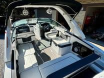 best yacht sales deals 2019 Monterey 278 SS KNX - MONTEREY