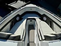 Buy a yacht 2019 Monterey 278 SS KNX 278 SS