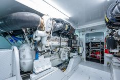 best yacht sales deals Chasin' Tail (Copy) - AMERICAN CUSTOM YACHTS