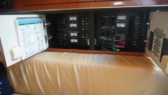 Купить Sea Ray 340 Amberjack 340 Amberjack