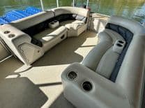 Стоимость яхты 08 Manitou Legacy 24 Tritoon NLDF Legacy 24 Tritoon