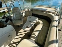 Лучшая цена на 08 Manitou Legacy 24 Tritoon NLDF - MANITOU