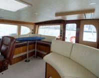best yacht sales deals VIDA 1 - Hatteras