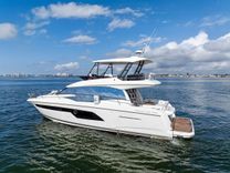 Buy a yacht H2OFFICE 52