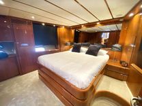 Стоимость яхты YAIZA