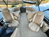 best yacht sales deals 019 Harris Solstice 220 CWDH NLSR Solstice 220 CWDH Tritoon