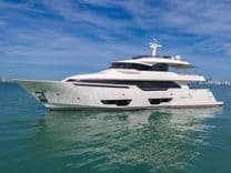 2015 Custom Line Navetta 28