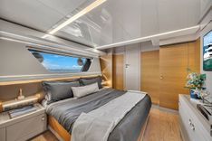 2015 Custom Line Navetta 28 - Custom Line yacht sale