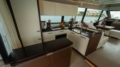 Yachtooma - PRESTIGE yacht sale