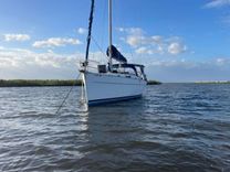 2005 Beneteau Cyclades 43 43