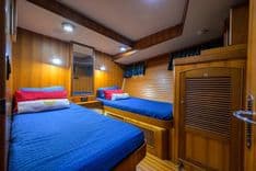 Buy a yacht BANDOL 2006