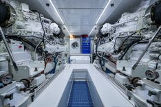 Продажа яхты BOOBAH - F&S BOATWORKS