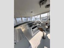 Buy a 54 HATTERAS 1994 at Shestakov Yacht Sales