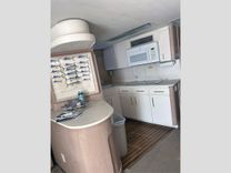 Buy a yacht 54 HATTERAS 1994 54