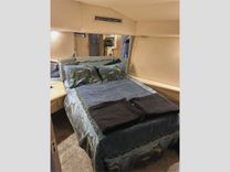 the best price on 54 HATTERAS 1994 54