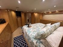 best yacht sales deals Sleepover - Hatteras