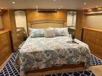 Buy a yacht Sleepover 2000