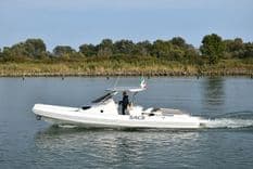 Стоимость яхты INDIA STRIDER 11 EFB SUNDECK MODEL