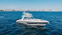 Boston Whaler 420 Outrage 420 Outrage price