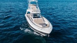 Boston Whaler 420 Outrage - Boston Whaler yacht sale