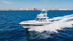 Buy a yacht Boston Whaler 420 Outrage - Boston Whaler
