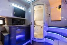 Buy a Boston Whaler 420 Outrage 420 Outrage at Shestakov Yacht Sales