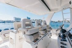 Boston Whaler 420 Outrage - Boston Whaler
