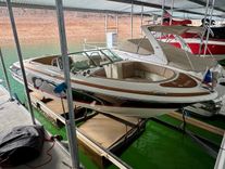 Buy a yacht 018 Chris-Craft Launch 27 Heritage Trim Edition Surf