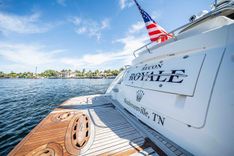 best yacht sales deals RECON ROYALE - SEA RAY