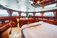 SOUTHERN BELLE - Johnson yacht sale