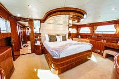best yacht sales deals SOUTHERN BELLE 2006